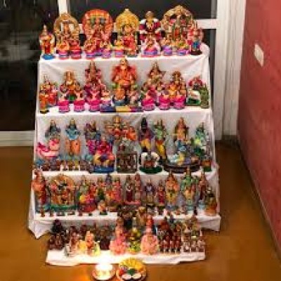 Golu Stands, Covers & Bommai